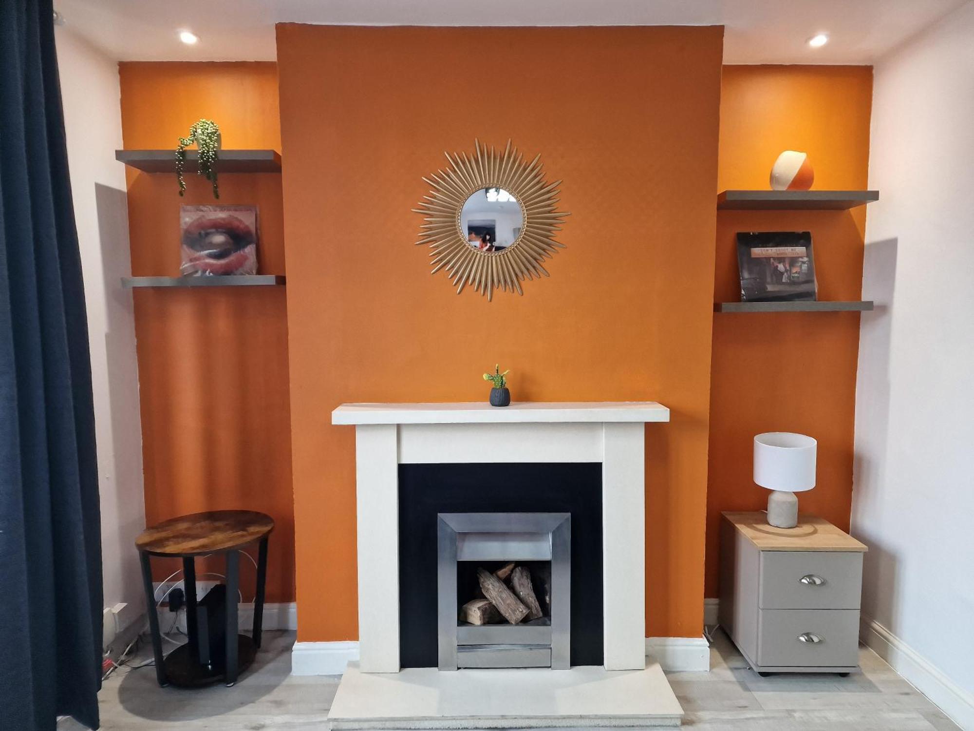 Modern 4-Bed House With Garden & Parking Coventry Exterior foto